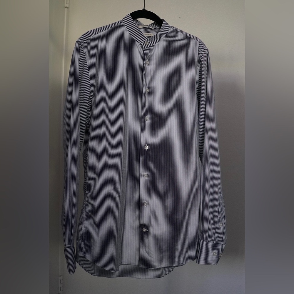 Suitsupply Navy Thin Striped Mandarin Collar Button Down Shirt (Size 38)